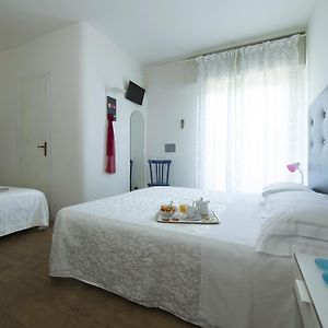 Dreibettzimmer